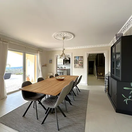 Joya Climatisée Pour 8 Personnes Avec Piscine Et Vue à Villa La Londe-les-Maures