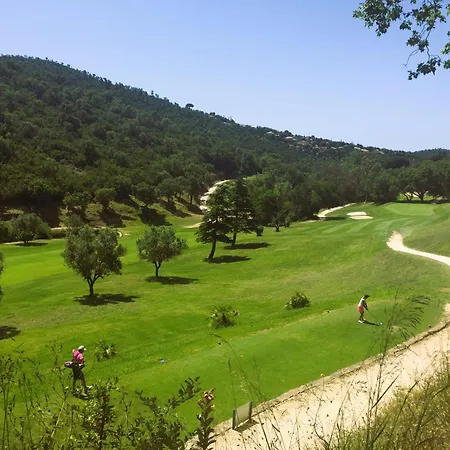 Villa Joya Climatisée Pour 8 Personnes Avec Piscine Et Vue à La Londe-les-Maures
