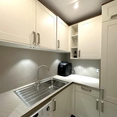 Villa Joya Climatisée Pour 8 Personnes Avec Piscine Et Vue à *