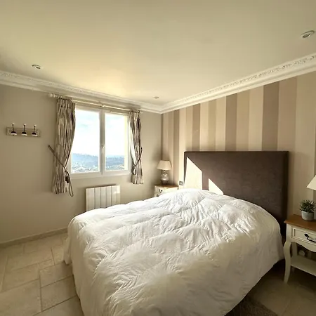 Joya Climatisee Pour 8 Personnes Avec Piscine Et Vue A Villa *